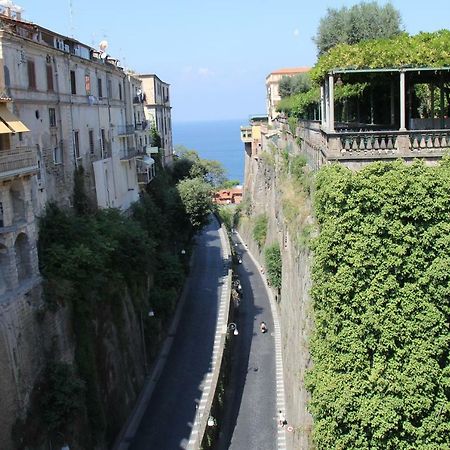 Casamia Sorrento Bb Apartment Bagian luar foto